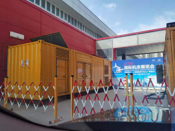 青田发电车出租-发电机无电压或电压太低怎么办？
